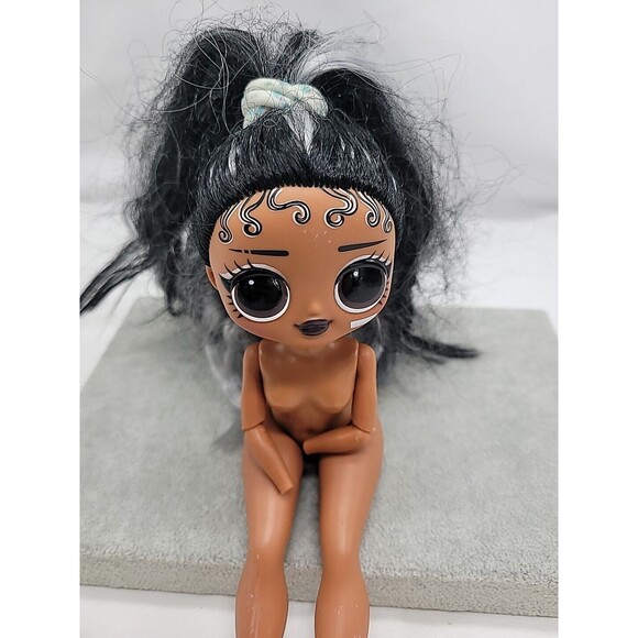 LOL  OMG Sunshine Makeover Switches 9" NO HANDS - Picture 2 of 16